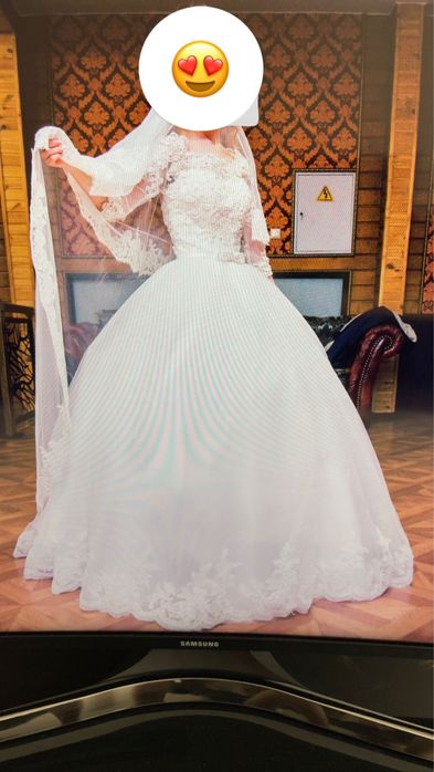 Свадебное платье