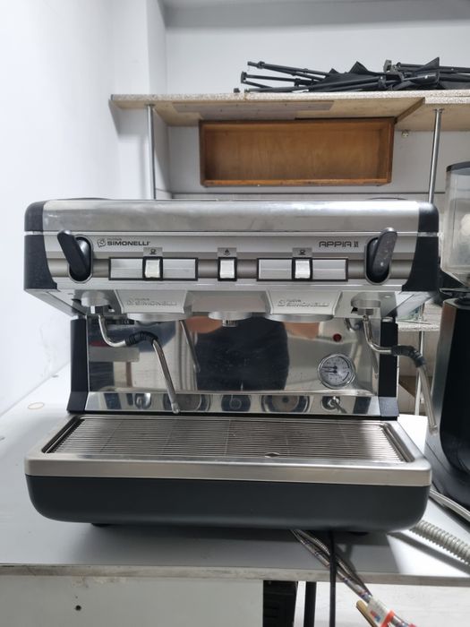 Кофемашина nuova simonelli appia 2