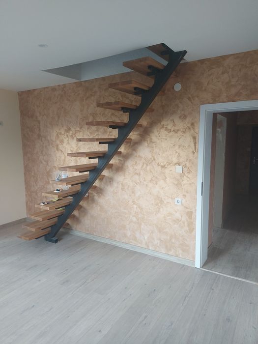 Продава се Четиристаен апартамент в Благоевград, Идеален център - 90 кв.м за 1389 €/кв.м - Снимка #1