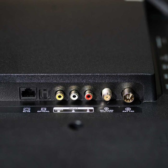 LED телевизор QWATT Q55YKS-MB
