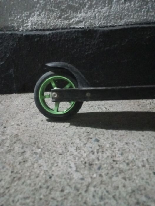 Продам трюковой самокат
