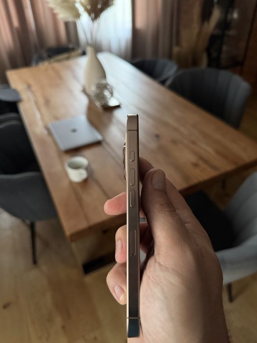 Iphone 16 pro 128gb Desert titani