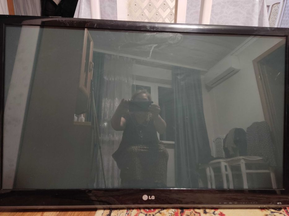 Продам телевизор