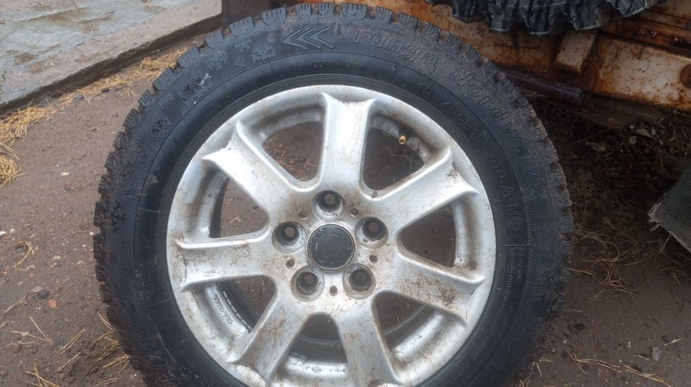 Продам Зимние колёса BMW