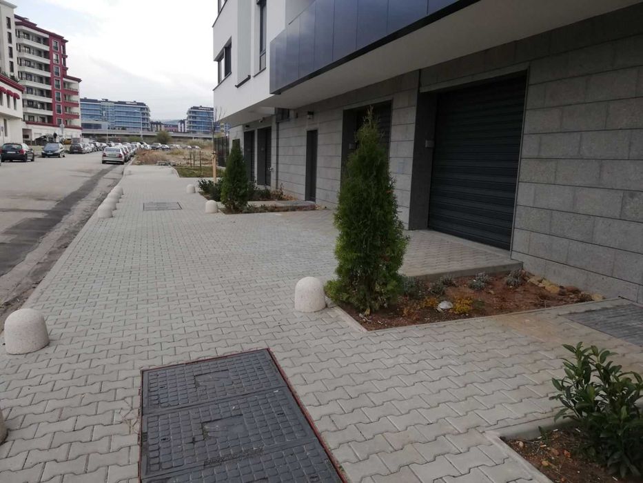 Дава се под наем Гараж / Паркомясто в София, Младост 4 - 23 кв.м за 174.42 € - Снимка #1