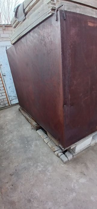 Продам емкость железный
