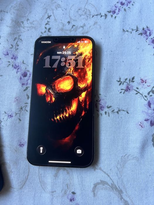 Iphone 13 pro silver 128 gb в отлично състояние
