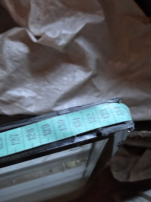 Стеклопакет и дверь окна