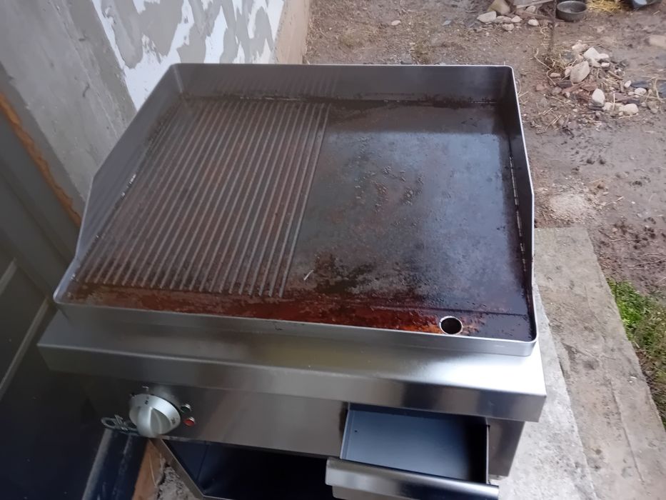 Gril electric  profesional