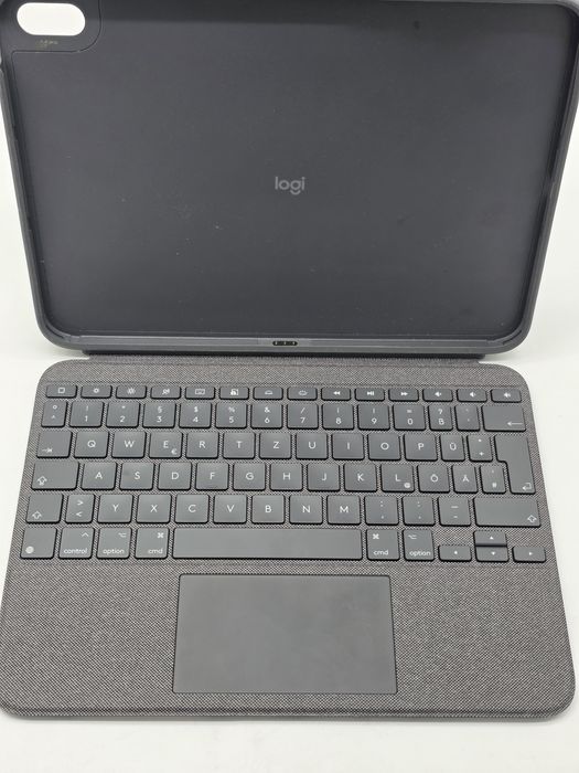 Husa cu tastatura Logitech Combo Touch pentru iPad 10th gen