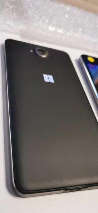 Microsoft Lumia 650 - Windows 10