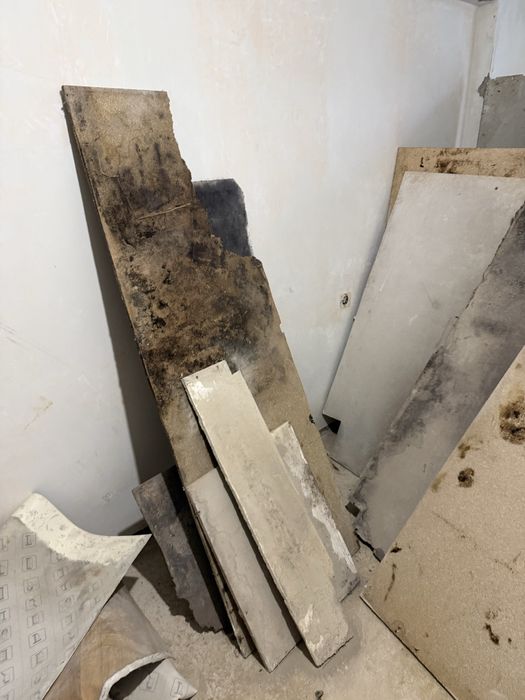 Продам ДСП б/у в хорошем состоянии.