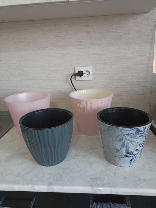 Продам горшки для цветов