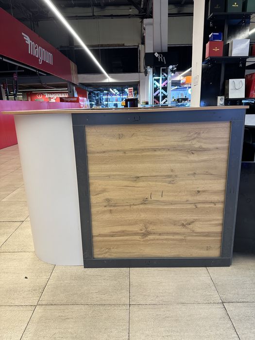 Biznes savdo nuqtasi uchun tayyor yangi mebel sotiladi