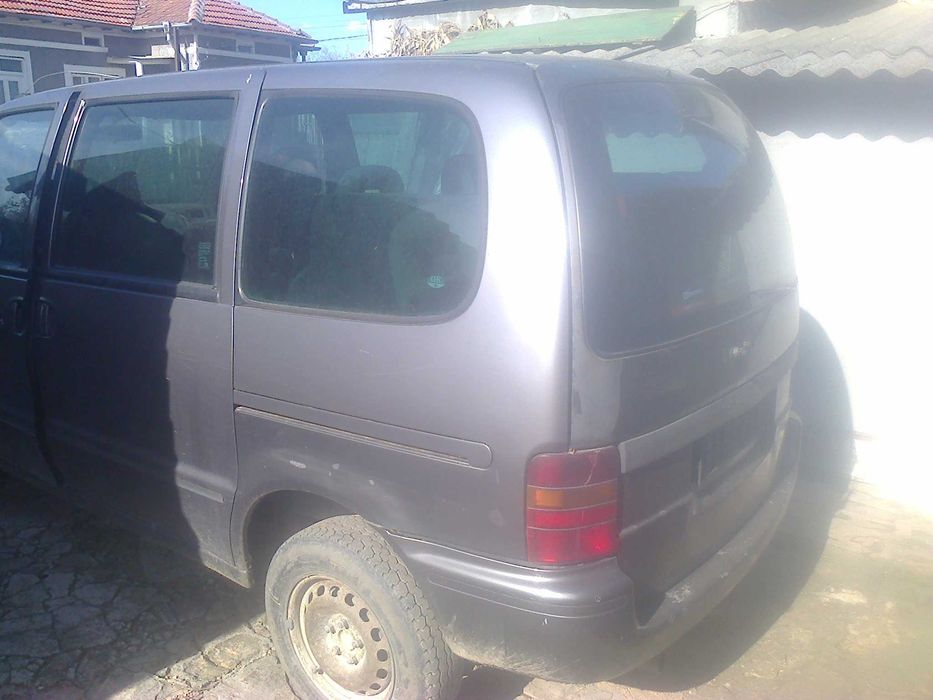 Нисан Серена-дизел -останали  части