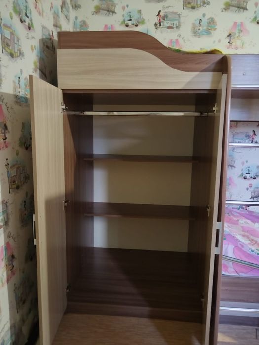 Продам двухъярусную кровать