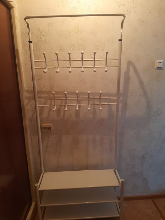 Вешалка для прихожей