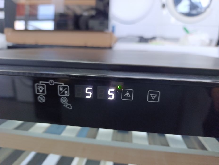 Хладилна Витрина за вграждане FRILEC