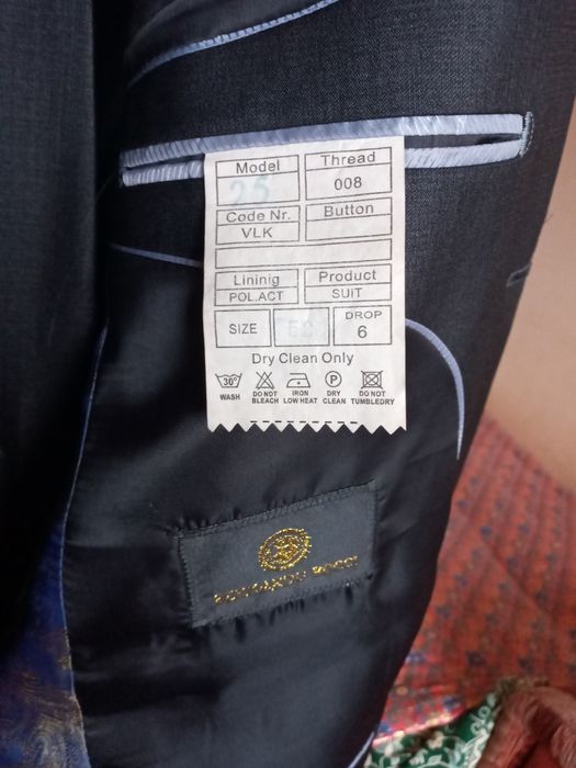 Продам Костюм мужской