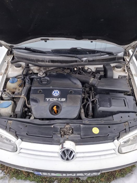 VW GOLF 4° 1.9 TDI Acte la zi, accept verificare in service, negociabi