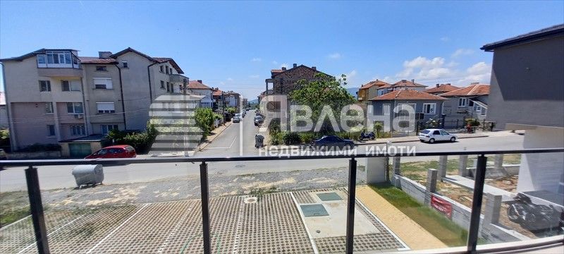 Продава се Двустаен апартамент в Царево - 71 кв.м за 1304 €/кв.м - Снимка #1