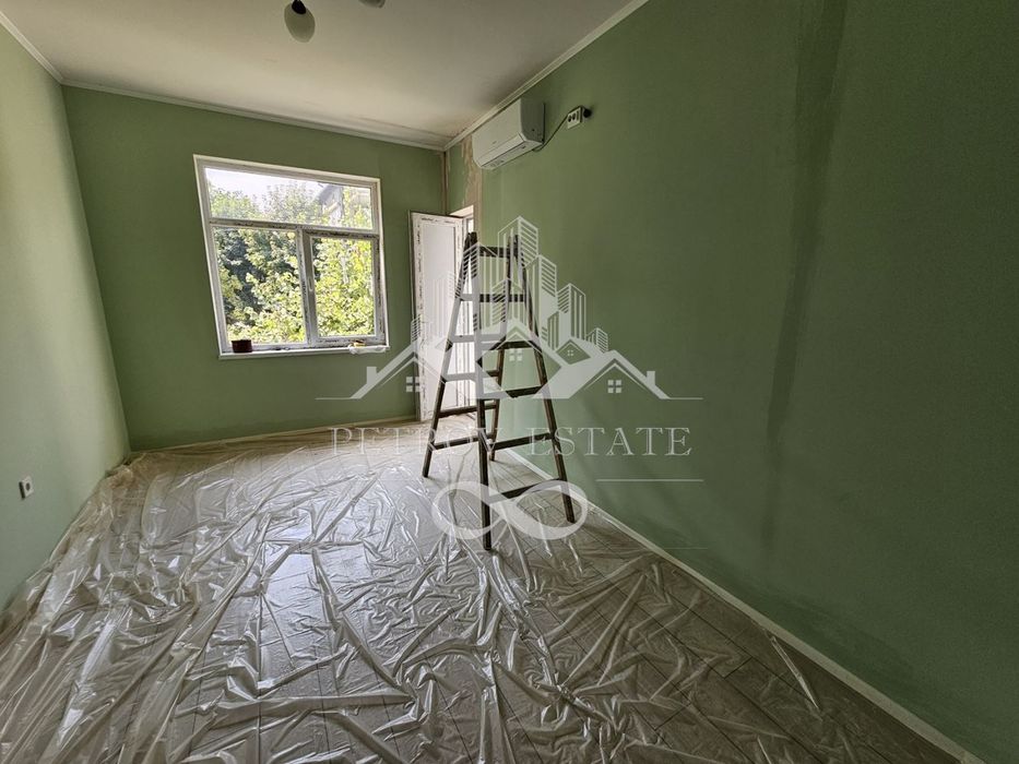 Продава се Четиристаен апартамент в Велинград - 200 кв.м за 440 €/кв.м - Снимка #1