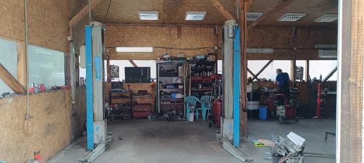 Италиански двуколонен подемник до 3.2т Ravaglioli 8 броя