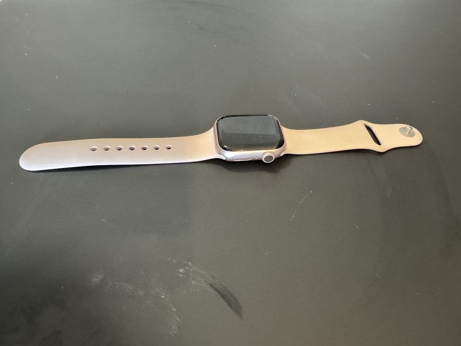 Apple Watch Series 9 / 41 mm / Pink
