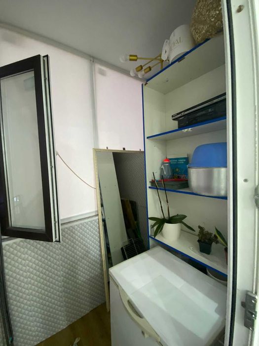 Продается 1 ком  2-база  площадь 50