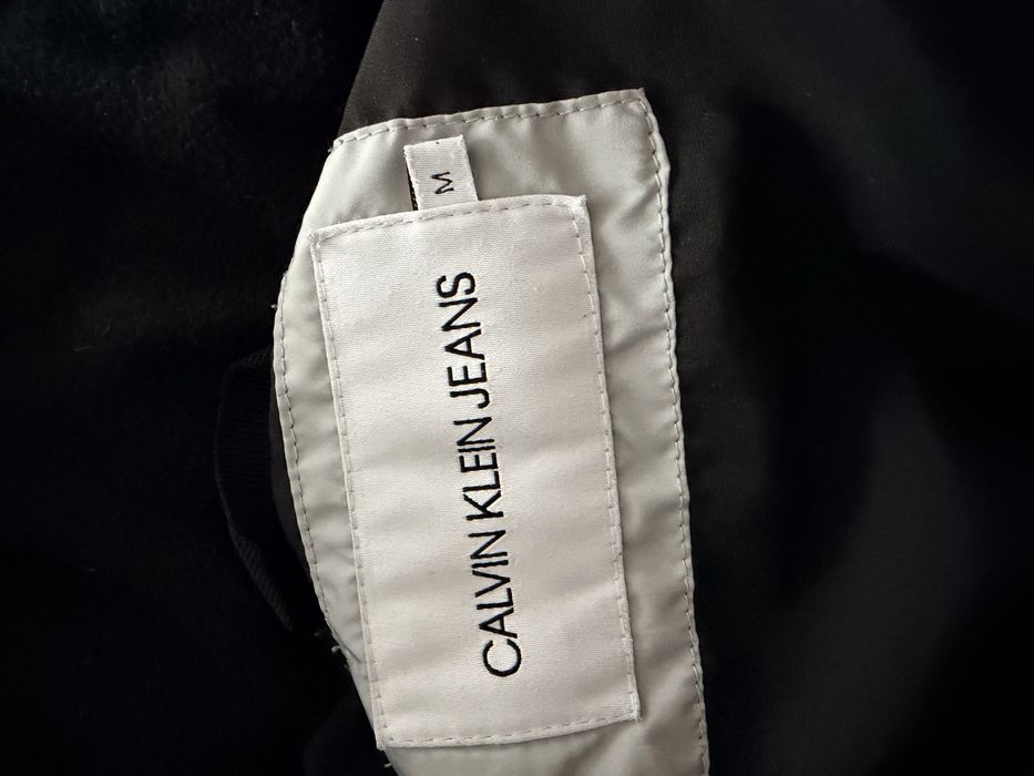 Calvin klein зимняя куртка оригинал