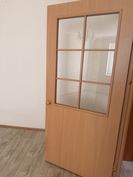 Продам межкомнатные двери 2шт