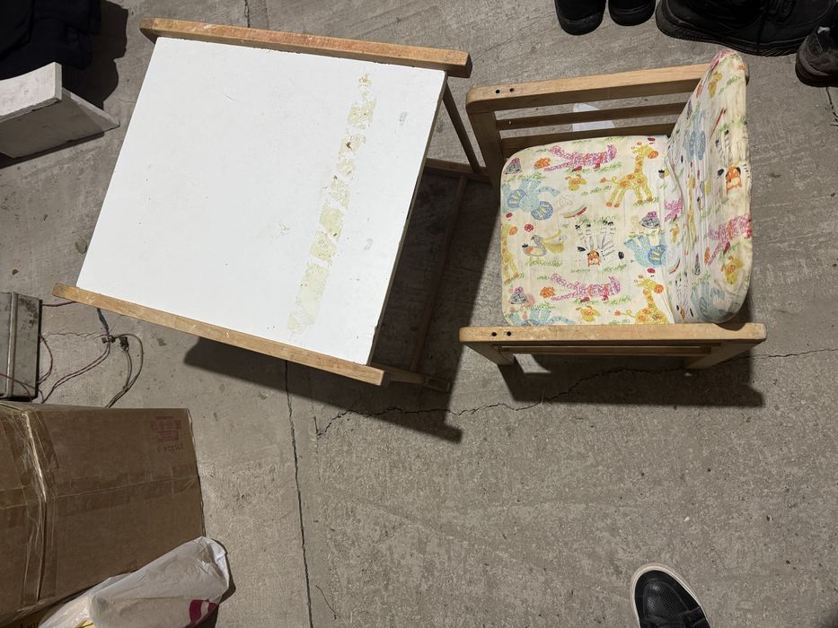 Детский стул и стол трансформер