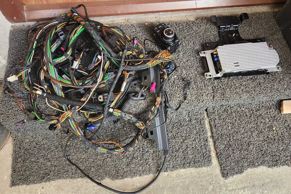 Navigatie navi mare profesionala CIC originala BMW E81 E82 E87 E88