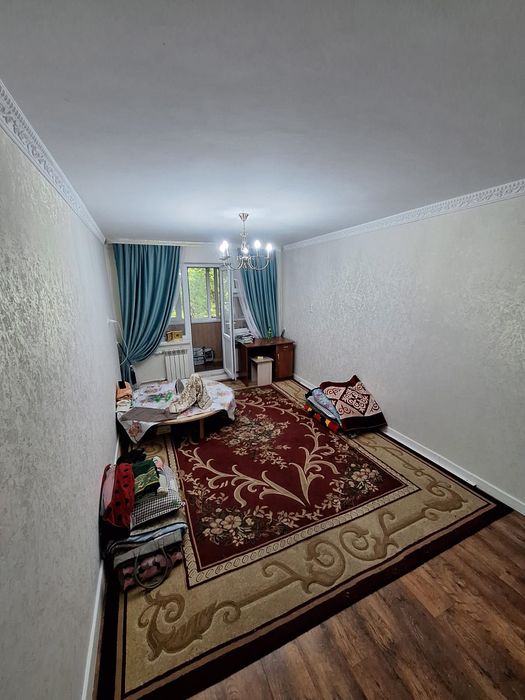 Подселениеге 4-5 қыз керек