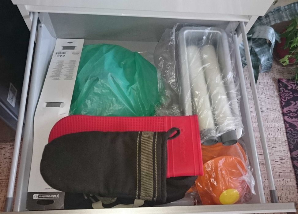 Кухненски шкаф-колона за вградена фурна