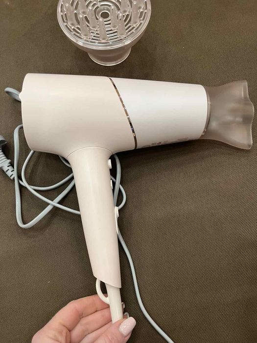 Сешоар Philips  като нов