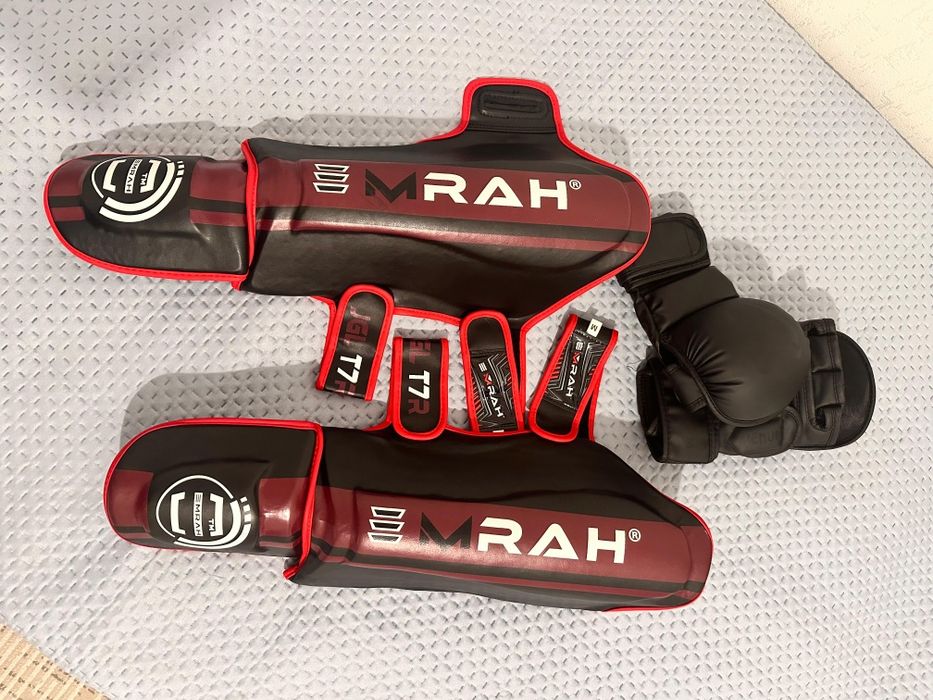 Продаёться футы и перчатки для Мма