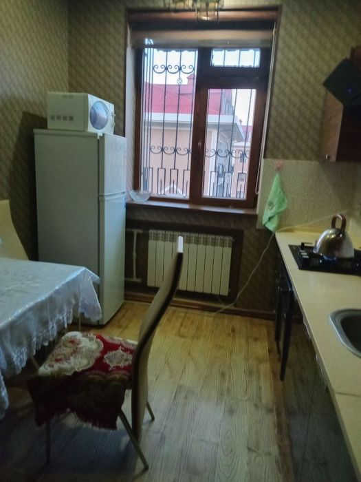 Метро БЕРУНИ , Ташми