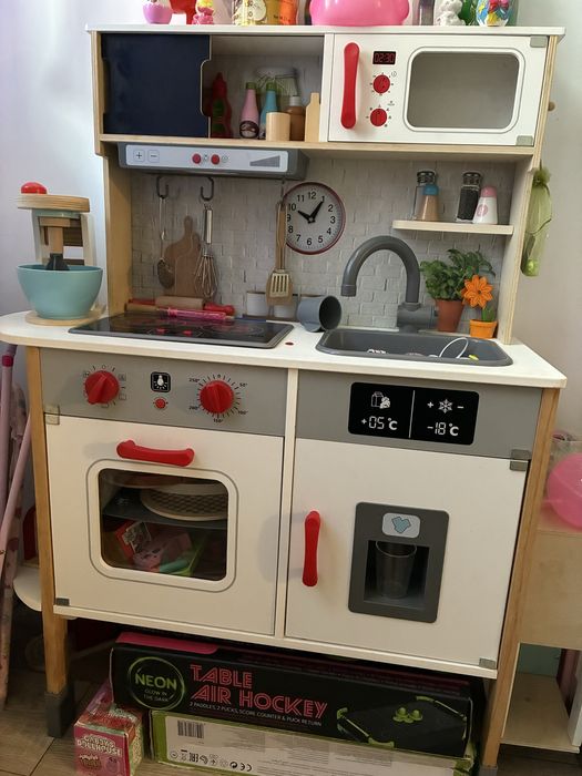 Jucari lemn si masinuta