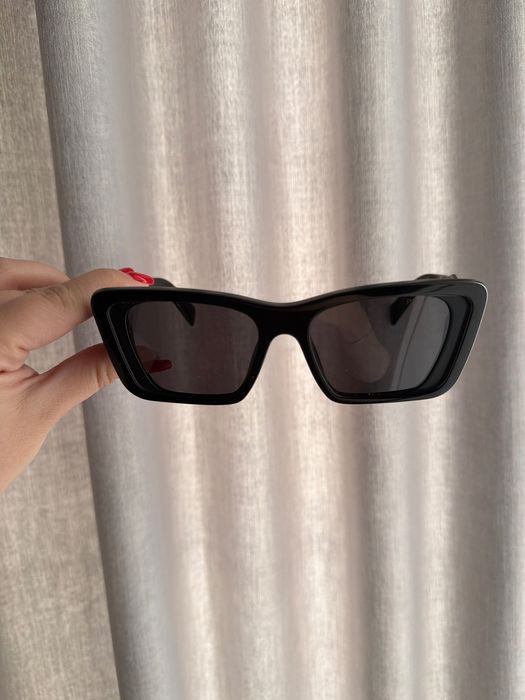Слънчеви очила Prada – черни