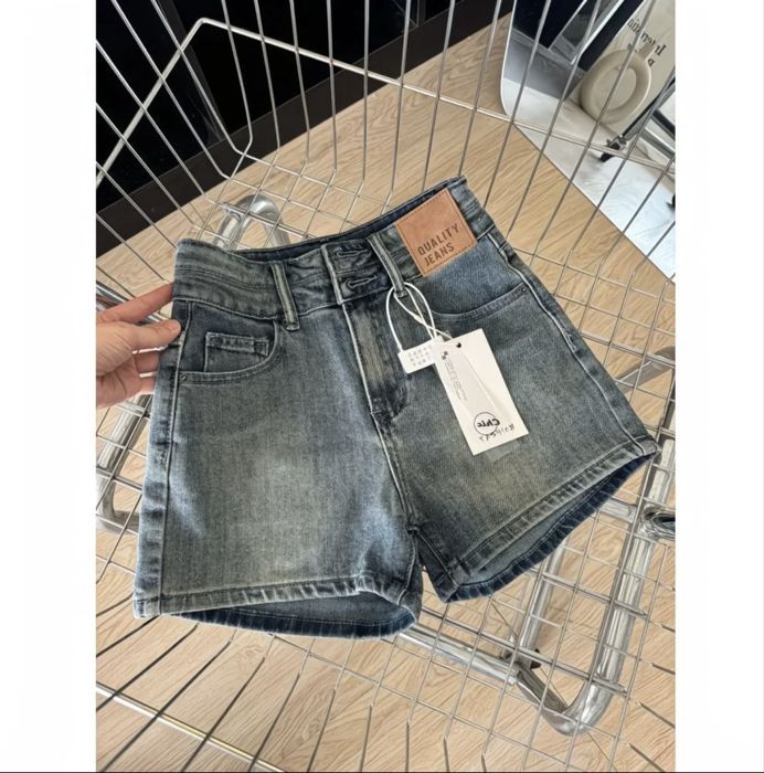 Джинсовые шортыы