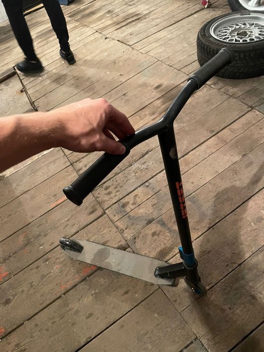 Самокат трюковой