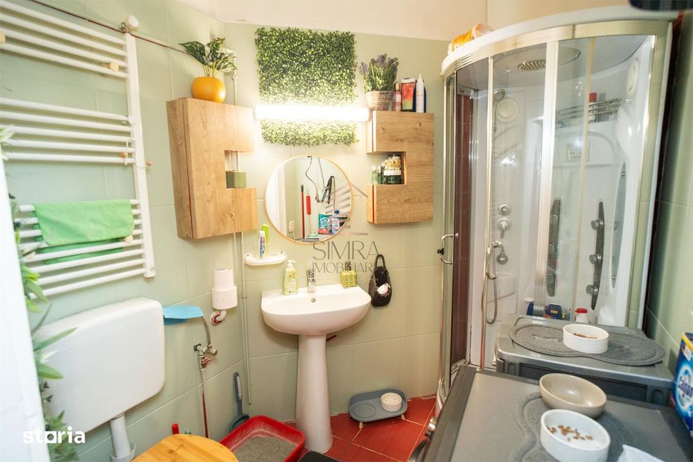 Casa la curte comuna pe str. Ady Endre