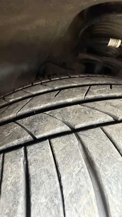 Vand 225/50/r18 kumho vara, dot 4224