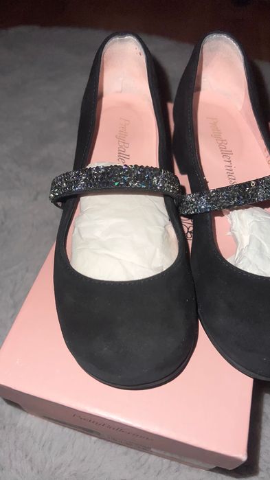 Детски туфли Pretty Ballerinas 29 размер, уголеменени. Като нови.