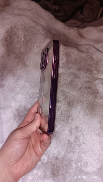 Iphone 16 pro max uchun telefon gʻilofi