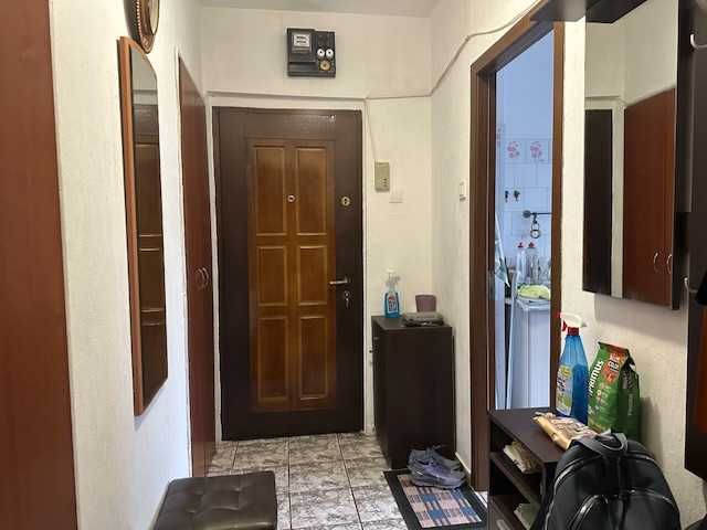 Titan 1 Decebrie 1918 Piata