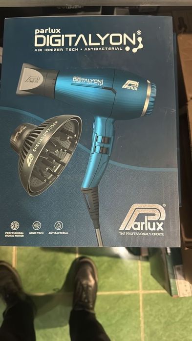 Uscător de păr profesional parlux digitalyon,sigilat
