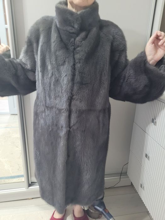 Продам норковую шубу