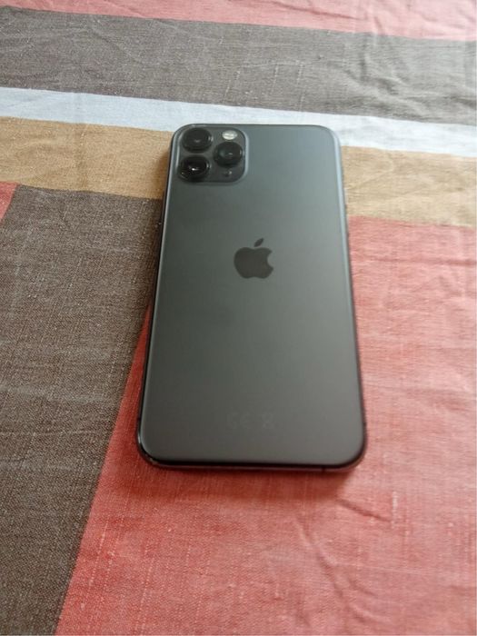 Vand sau schimb iPhone 11 pro